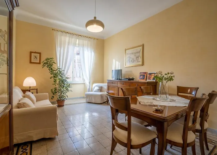 Ampio Con Vinili In Centro Storico Apartment *